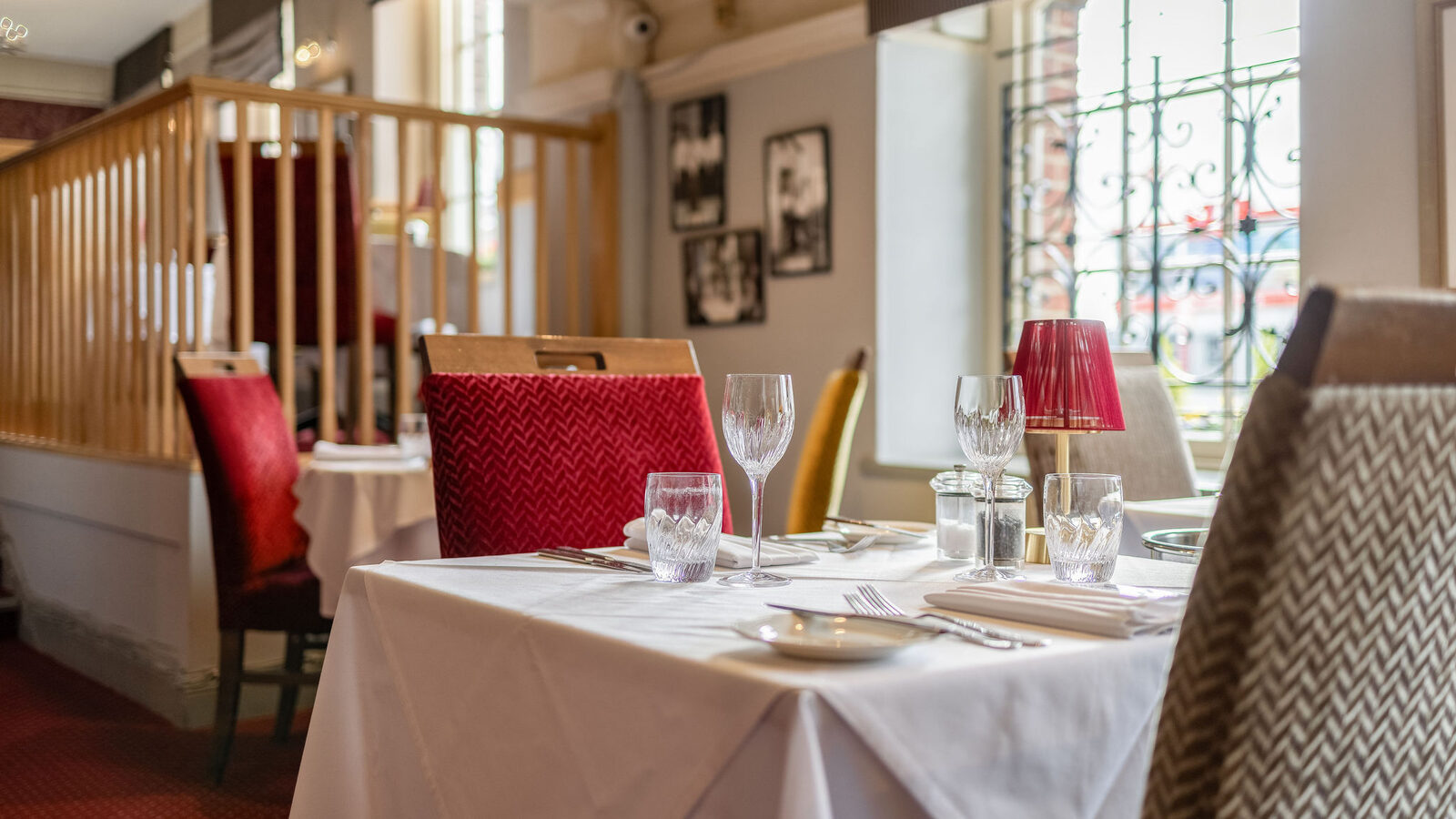 Tables ready, before service